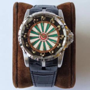 高仿羅傑杜彼EXCALIBUR（王者系列）系列RDDBEX0398圓桌騎士腕錶，有12個騎士形態各異，栩栩如生，綠白色大錶盤，白精鋼錶殼，牛皮男士手錶